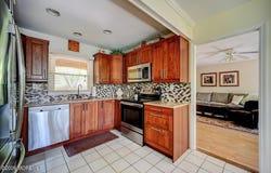 28 Morningside Drive, Old Bridge, NJ 08857