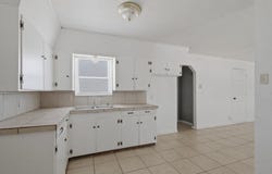 1410 E 42nd St, Odessa, TX 79762