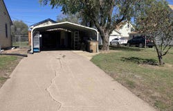 412 E Grant, Greensburg, KS 67054