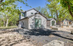 422 Red Wright Rd, Leakey, TX 78873