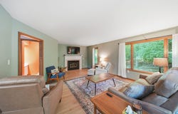 1852 Wedgefield, Jackson, MI 49201