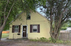 602 Third Street, Essexville, MI 48732-0000