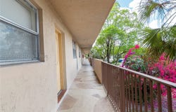 3900 NW 76th Ave, Sunrise, FL 33351
