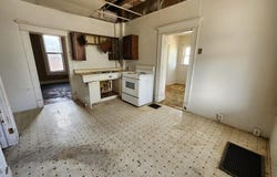 825 E 5th St, Pueblo, CO 81001