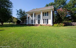 465 Shadow Ridge Drive, Jackson, TN 38305