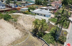 933 E Palm St, Altadena, CA 91001
