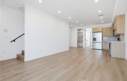 16106 Leadwell St, Van Nuys, CA 91406
