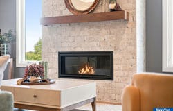 9118 Hillcrest Trail, Lincoln, NE 68520
