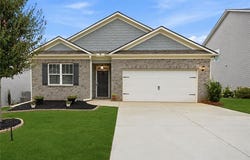 450 Starbuck Parkway, Pendergrass, GA 30567