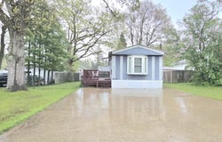 109 Cadillac Avenue, Houghton Lake, MI 48629