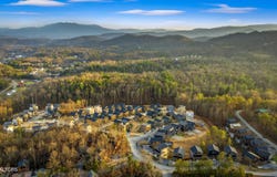 571 Warbonnet Way, Pigeon Forge, TN 37863