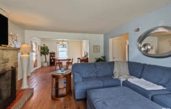 2212 LOCUST Street, Quincy, IL 62301