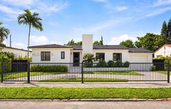 2350 SW 25th Ter, Miami, FL 33133