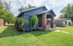 207 S Chestnut St, Lampasas, TX 76550