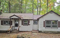 9 2nd Road, Hawley, PA 18428