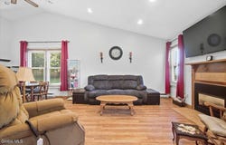 22 Cromwell Drive, Halfmoon, NY 12065