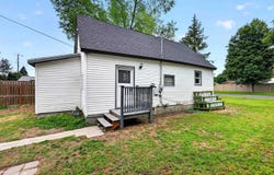 4423 N Cedar St, Spokane, WA 99205