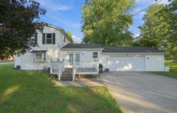 302 E Swihart Street, Columbia City, IN 46725