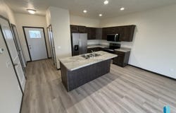 9418 W Tunis Dr, Sioux Falls, SD 57106
