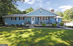 85 CEDAR Lane, ELMER, NJ 08318