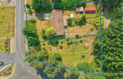 31 CEDAR GATES Rd, Longview, WA 98632