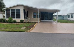 39615 Sierra Dr, Zephyrhills, FL 33542