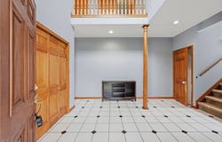 46787 Middle Ridge Road, Amherst, OH 44001
