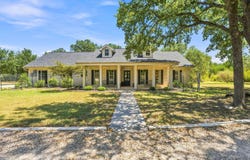 262 E Ridgewood Rd, Georgetown, TX 78633
