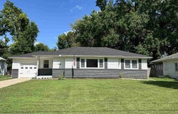 706 S 2nd Street, Clinton, MO 64735