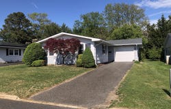 6 Dickinson Road, Brick, NJ 08724