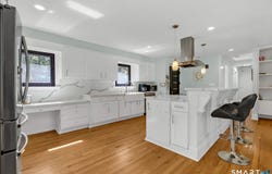 68 Parry Road, Stamford, CT 06907