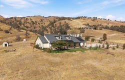 21403 Tamaron Drive, Tehachapi, CA 93561