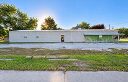 1609 E Washington St, Washington, IA 52353
