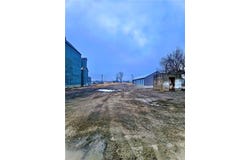 4th Avenue SE, Conrad, MT 59425