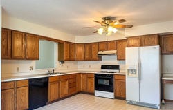 1487 Tripodi Circle, Niles, OH 44446