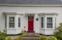 18 Maple Street, North Berwick, ME 03906