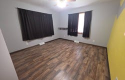 108 W 9th St, Ellsworth, KS 67439