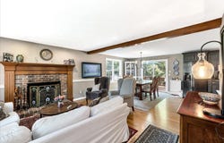 53 Thornberry Circle, Mashpee, MA 02649