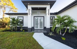 6050 N Moss Circle, Labelle, FL 33935