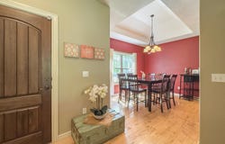 555 E Farm Road 84, Springfield, MO 65803