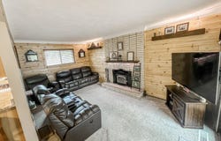 17828 Devonshire Street, Riverview, MI 48193