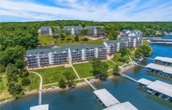 222 Park Place Lane, Kaiser, MO 65047