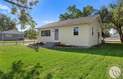 446 Sioux Ln, Billings, MT 59105