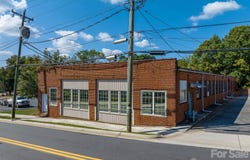 313 Main Avenue NE, Hickory, NC 28601