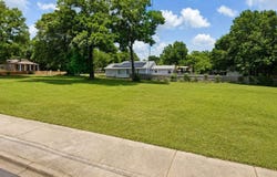 320 N Pace Blvd, Pensacola, FL 32501