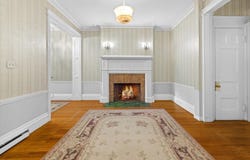 1757 Beacon 3, Brookline, MA 02445