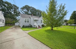 1514 Myrtle Avenue, Chesapeake, VA 23325