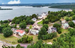 464 Slane Chapel Road, Branson West, MO 65737