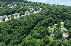 44 Mombert Dr, Ballwin, MO 63021