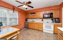 27 CROFTON Commons, CHERRY HILL, NJ 08034